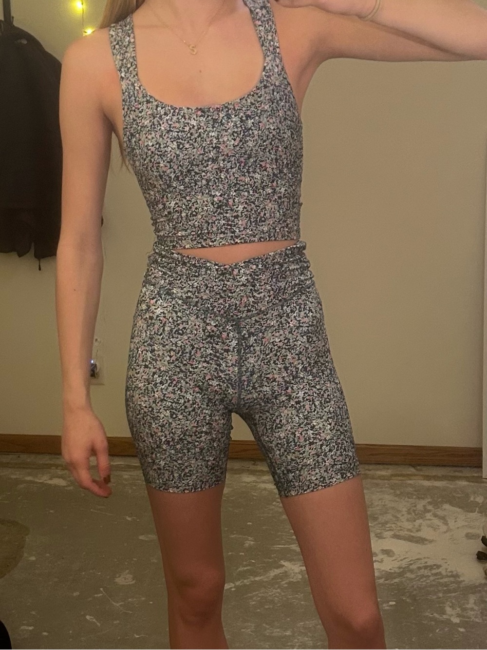 Floral Print Set Women’s Bike Shorts and Tank Top